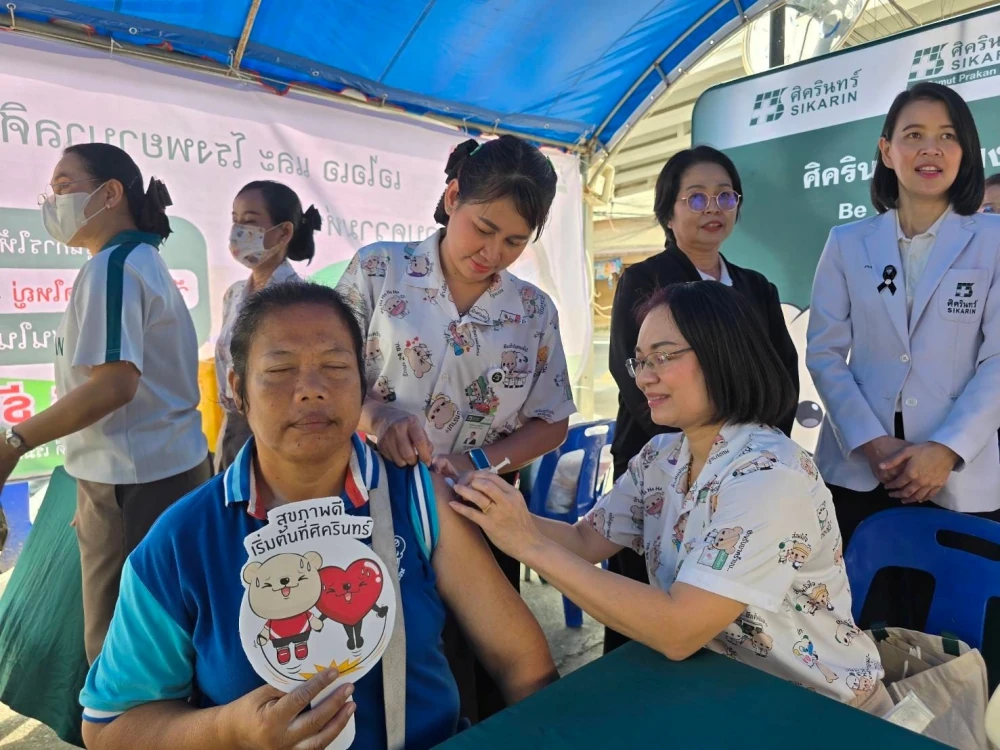 Sikarin Hospital Hatyai, in collaboration with AIA Company Limited, extended care and concern to the people of Hat Yai
