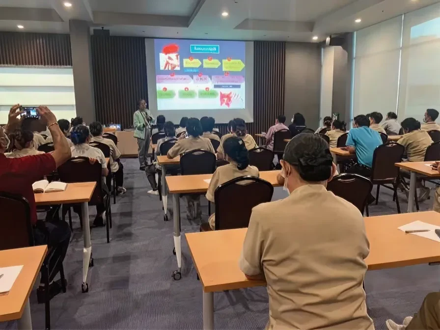 การอบรมขั้นตอนการทำความสะอาดและฆ่าเชื้อ เพื่อสุขอนามัยของผู้เข้ารับบริการและบุคลากร